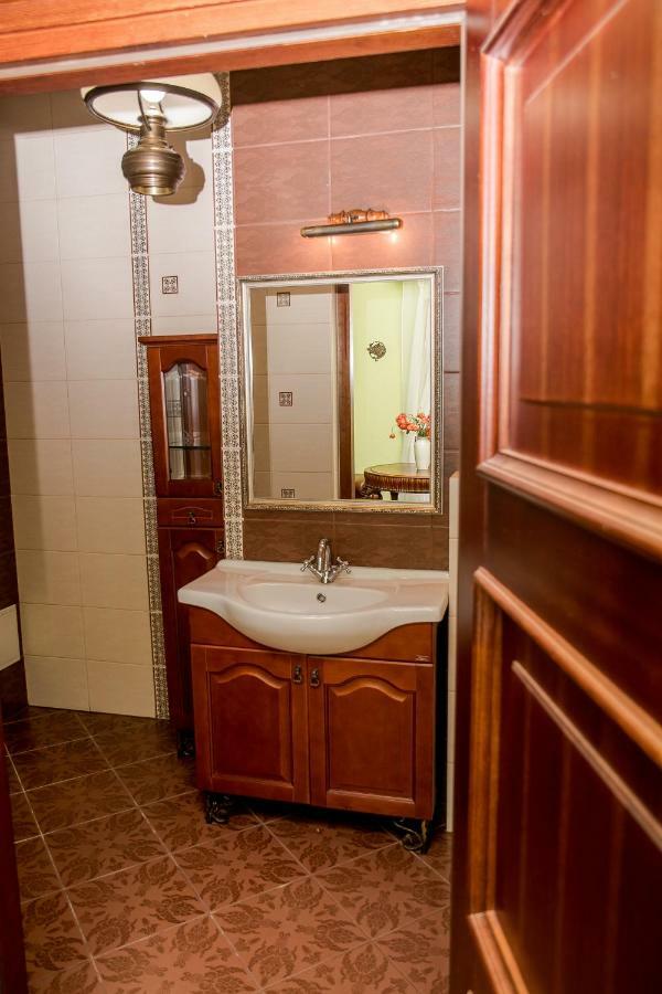 Dwór Woskrzenice Hotel Biała Podlaska Exterior foto