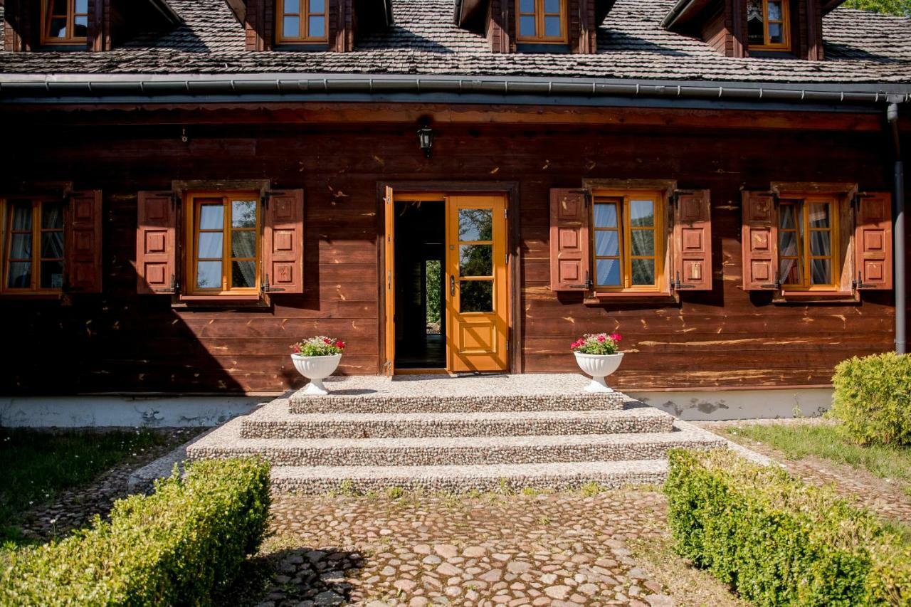 Dwór Woskrzenice Hotel Biała Podlaska Exterior foto